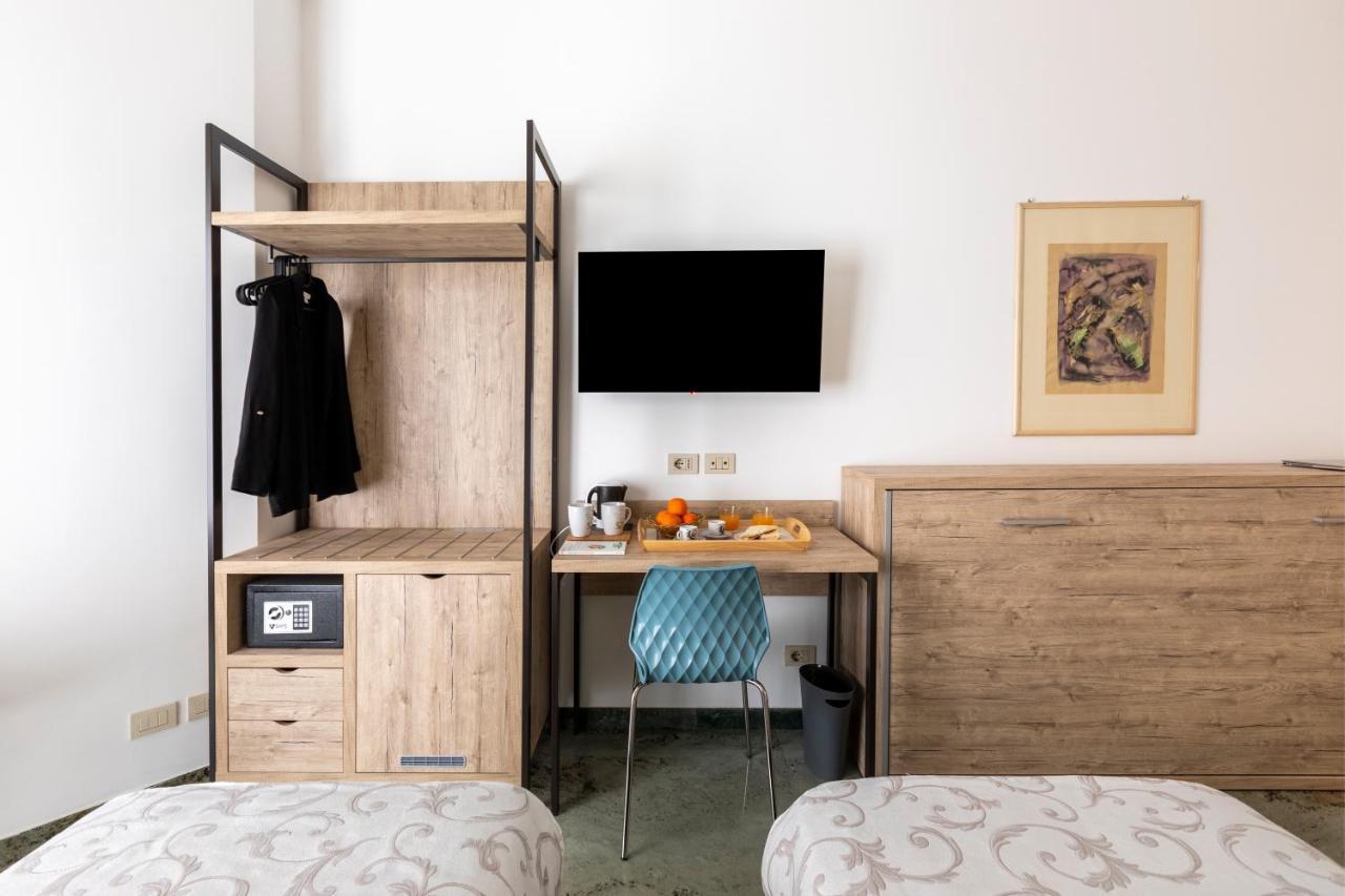 La Riviere Guesthouse Trastevere ローマ エクステリア 写真