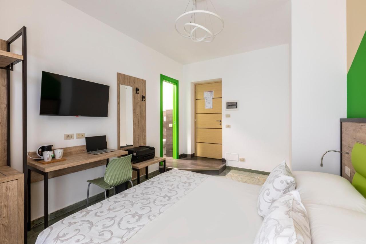 La Riviere Guesthouse Trastevere ローマ エクステリア 写真